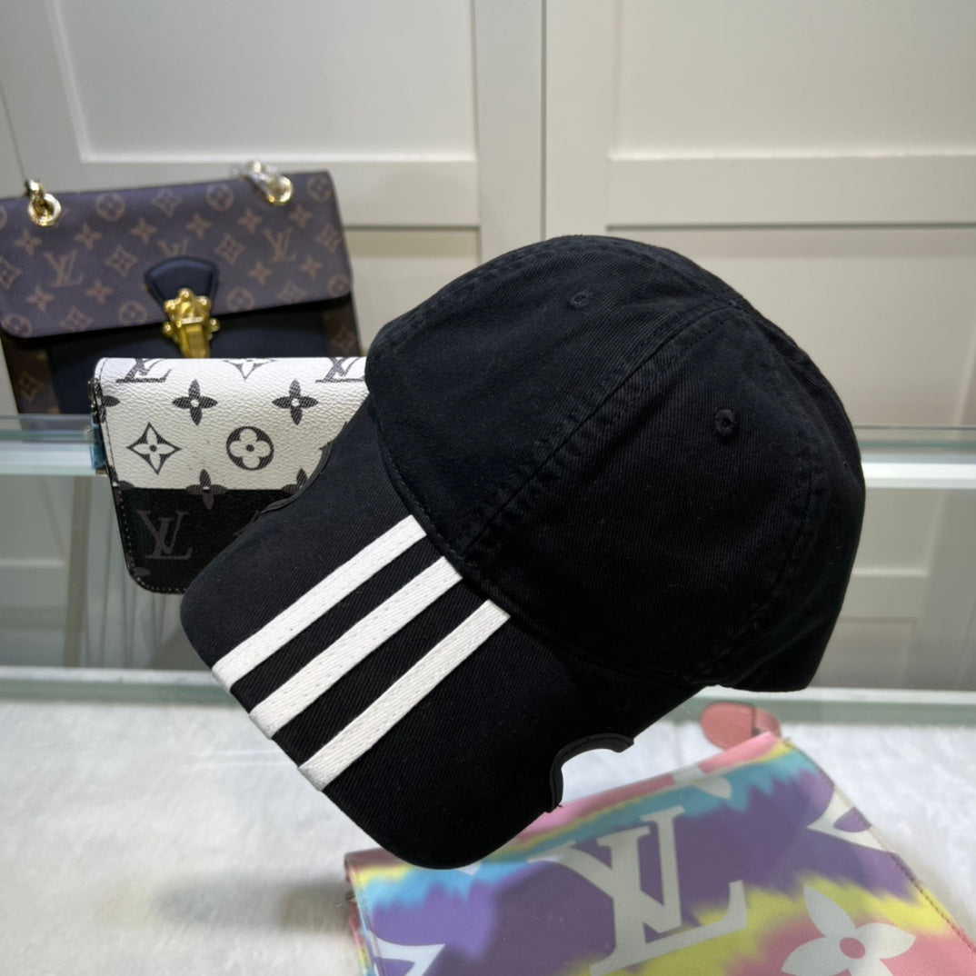 14J353M  Fashion hats