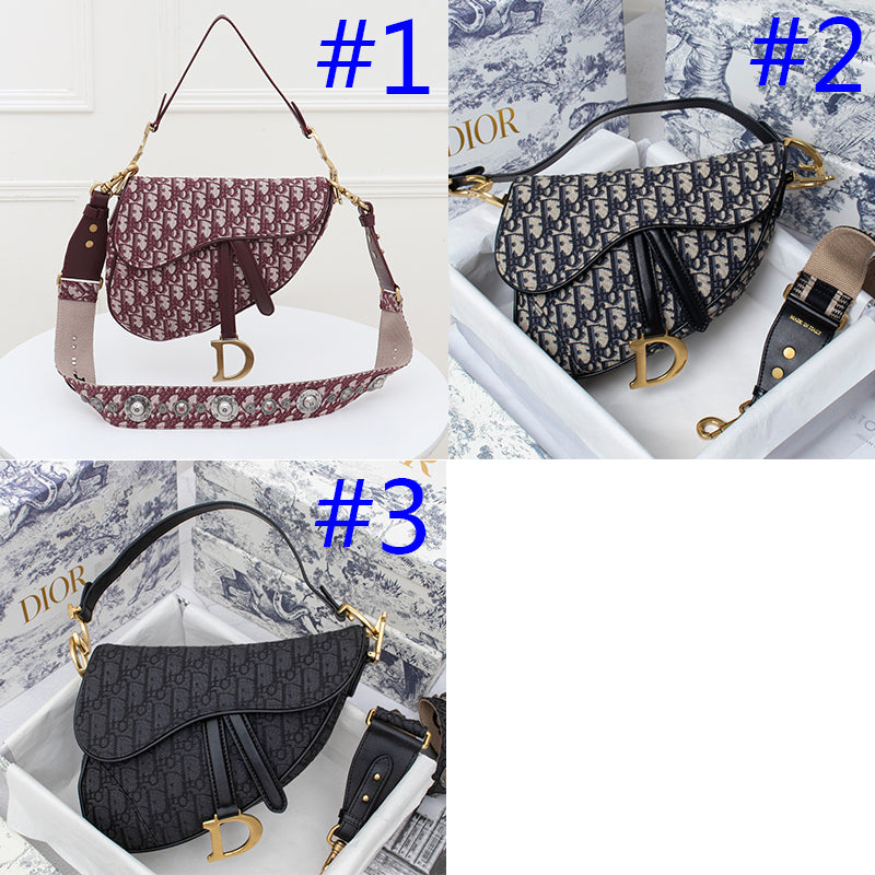 5D12B  Fashionable leather bag 