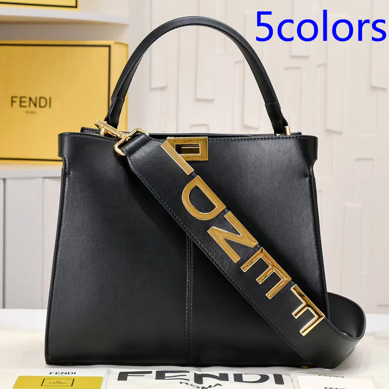 2XE41B  Fashionable leather bag 