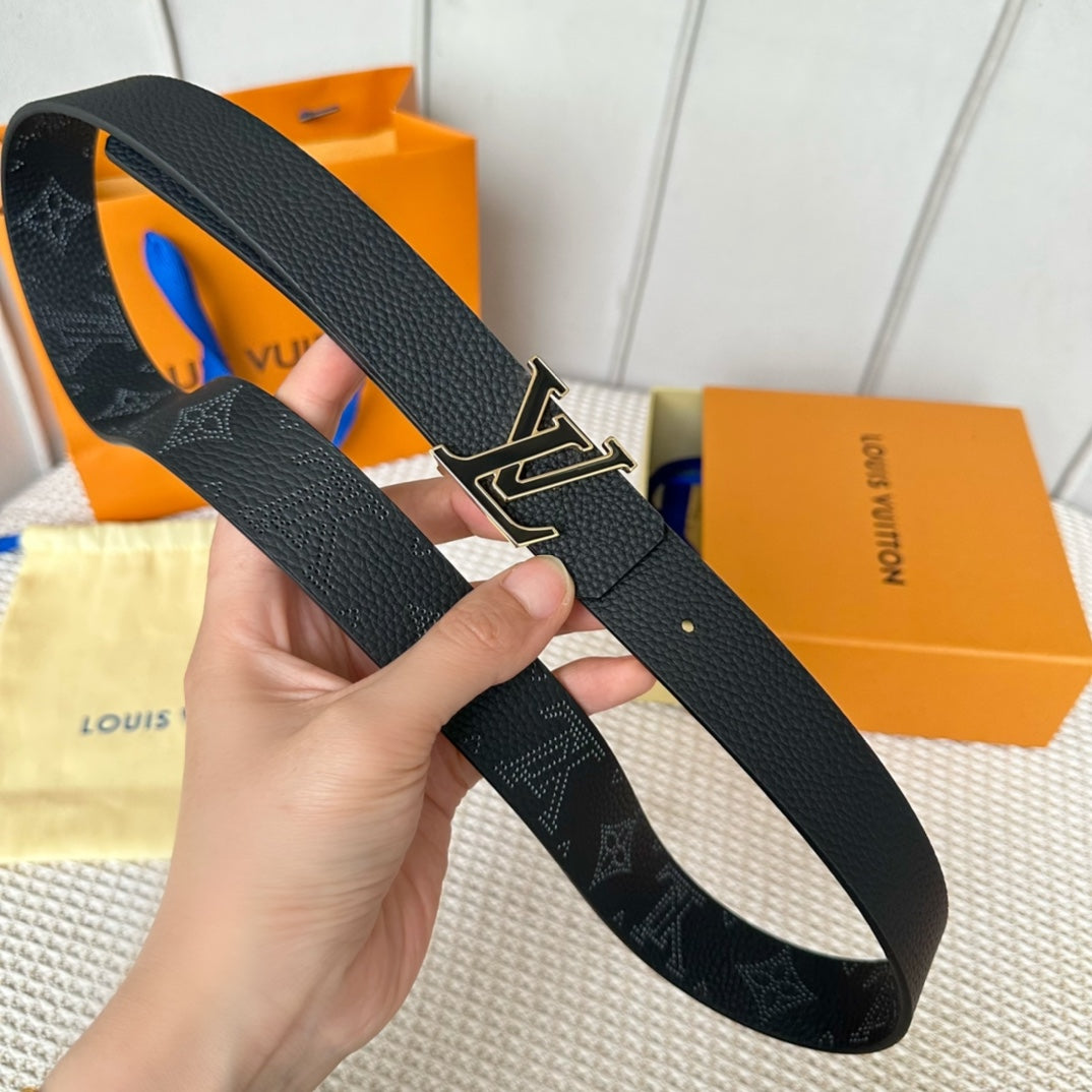 14E19P   (High quality leather belt With full package)