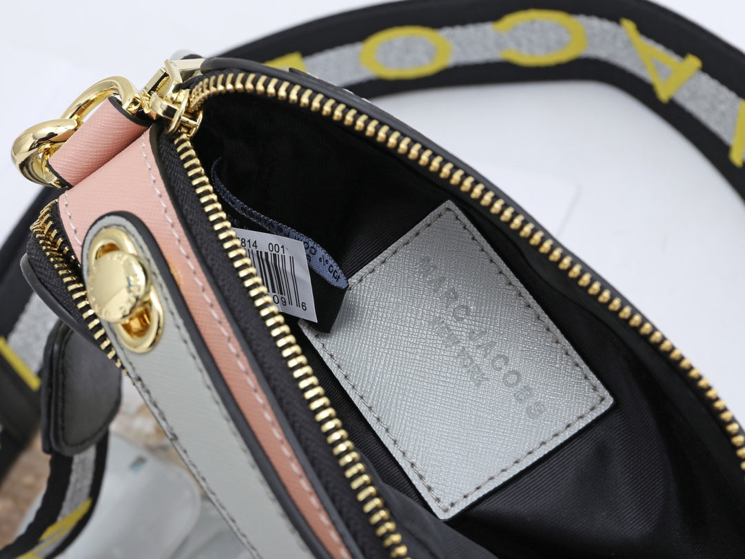 1XA31B  Fashionable leather bag 