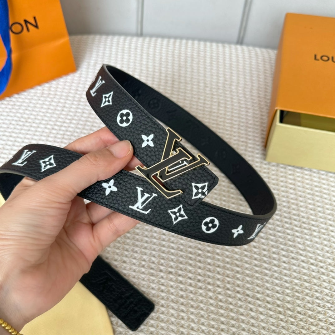 14E19P   (High quality leather belt With full package)