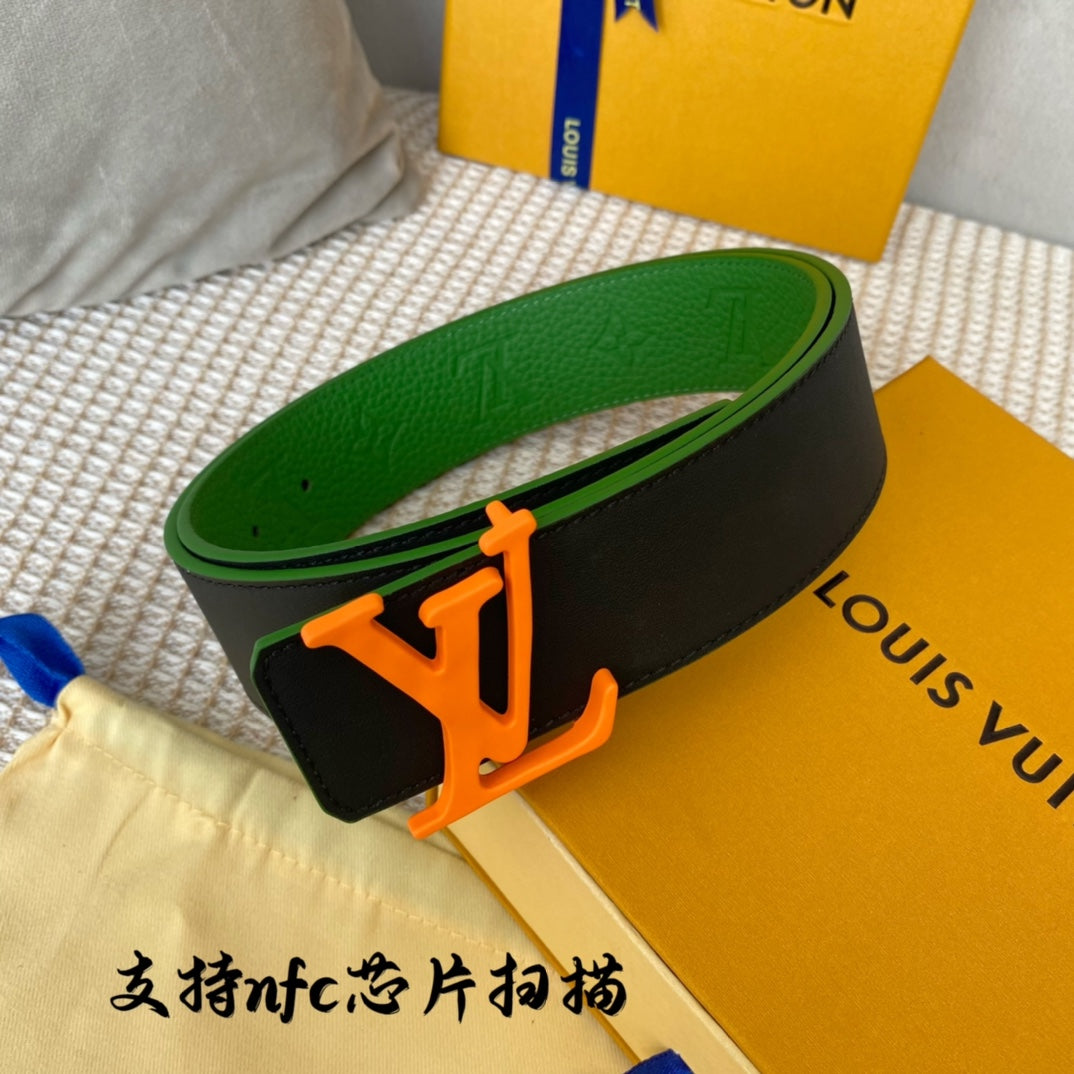 1: 1 High -quality head layer leather belt 1YE56P