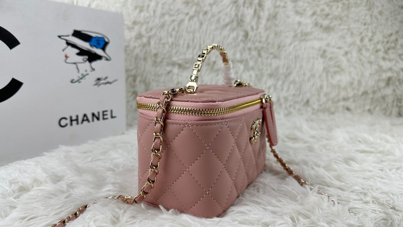 1XC377B  Fashionable leather bag 