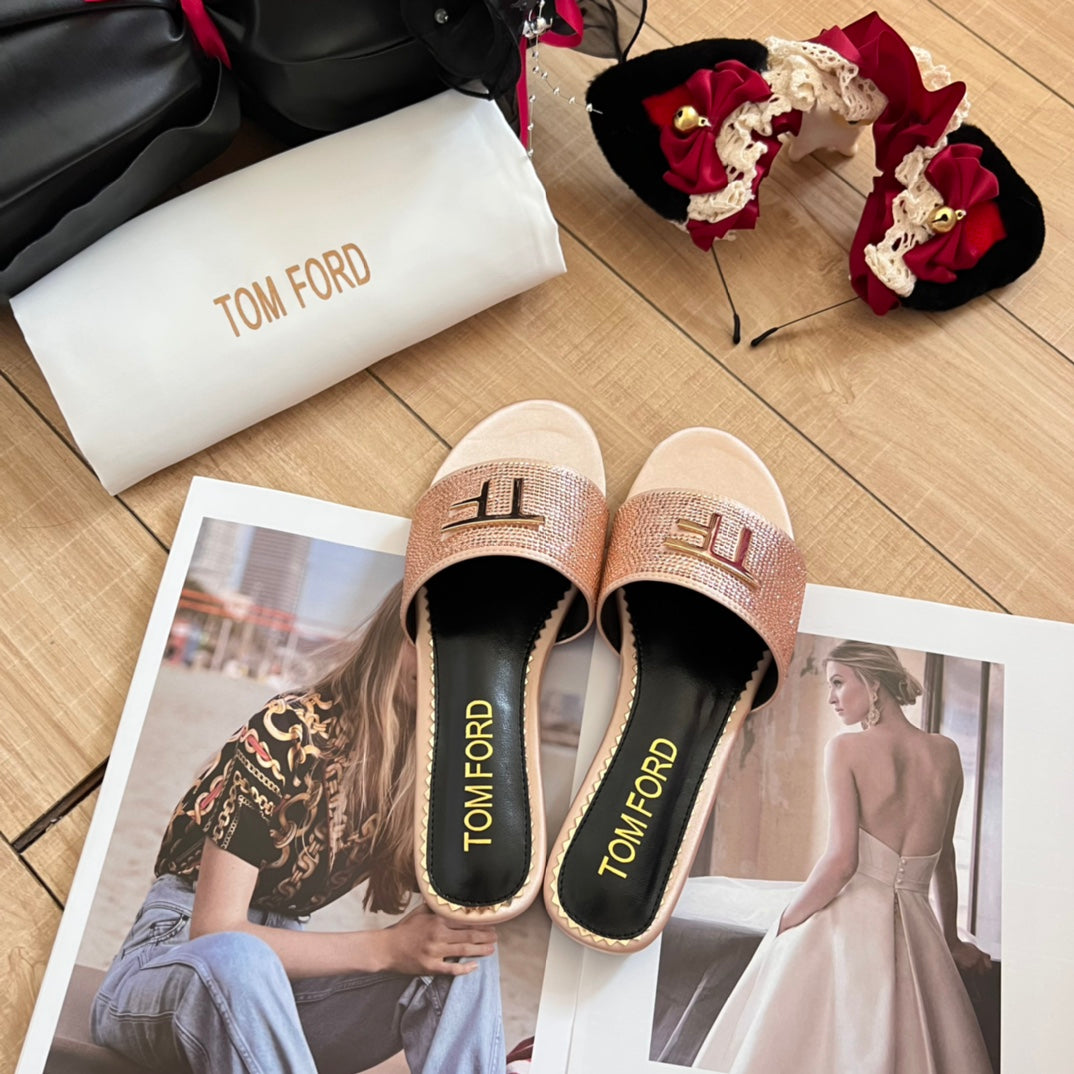 14A89Z  fashion Slippers