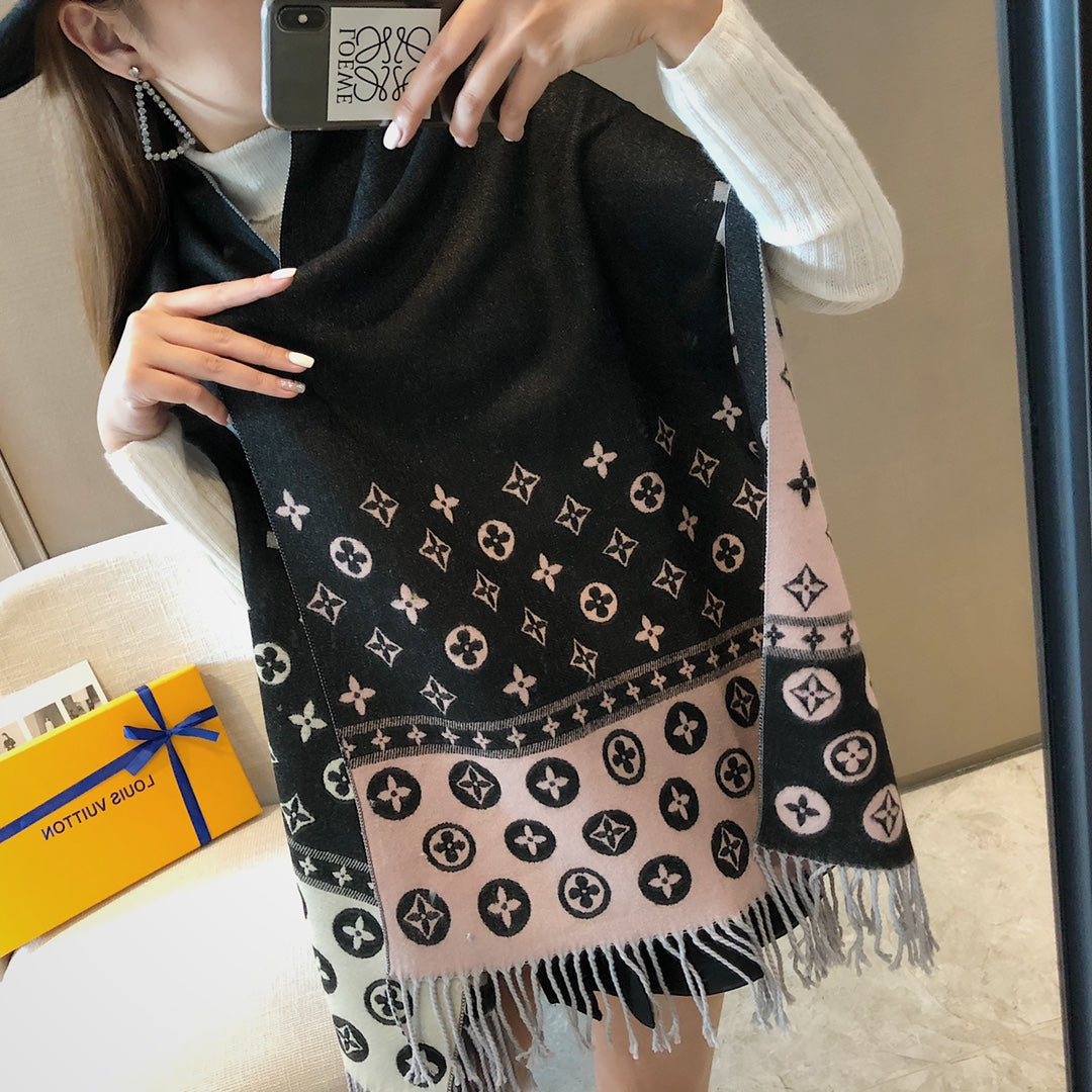 14E467W　 Fashion scarves