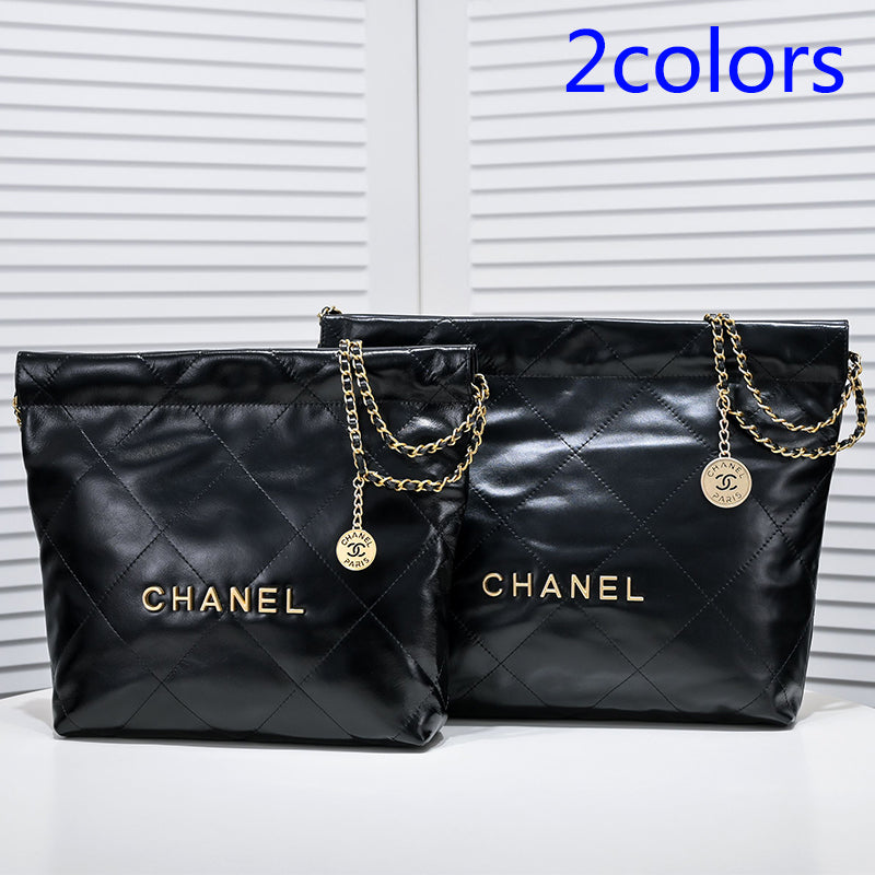 1XC70B  Fashionable leather bag 