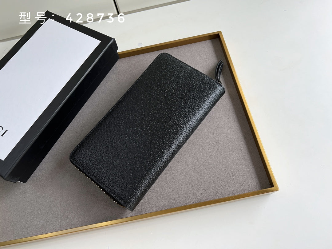 1XB381B  Fashionable leather wallets