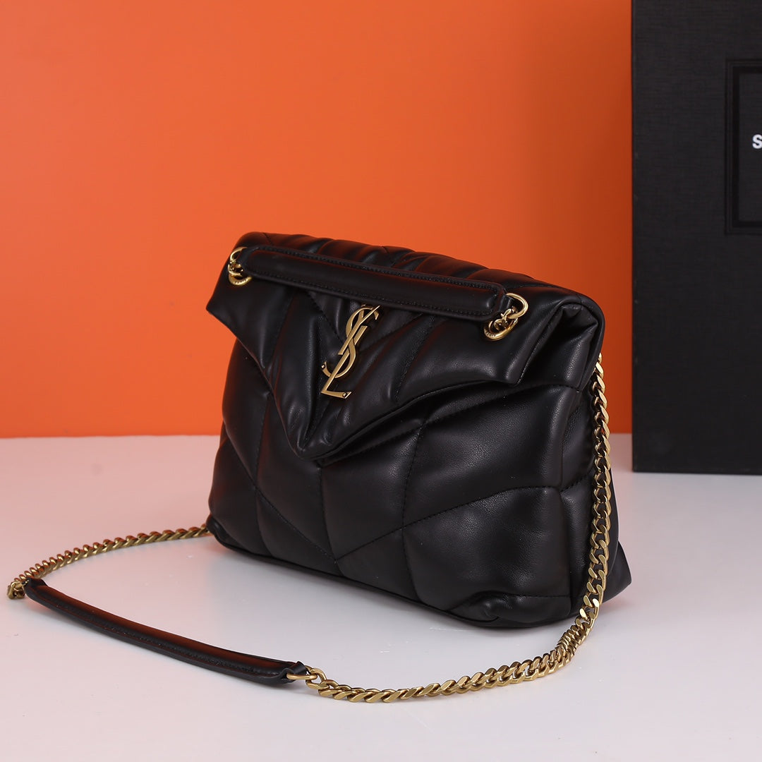 1XSL16B  Fashionable leather bag 