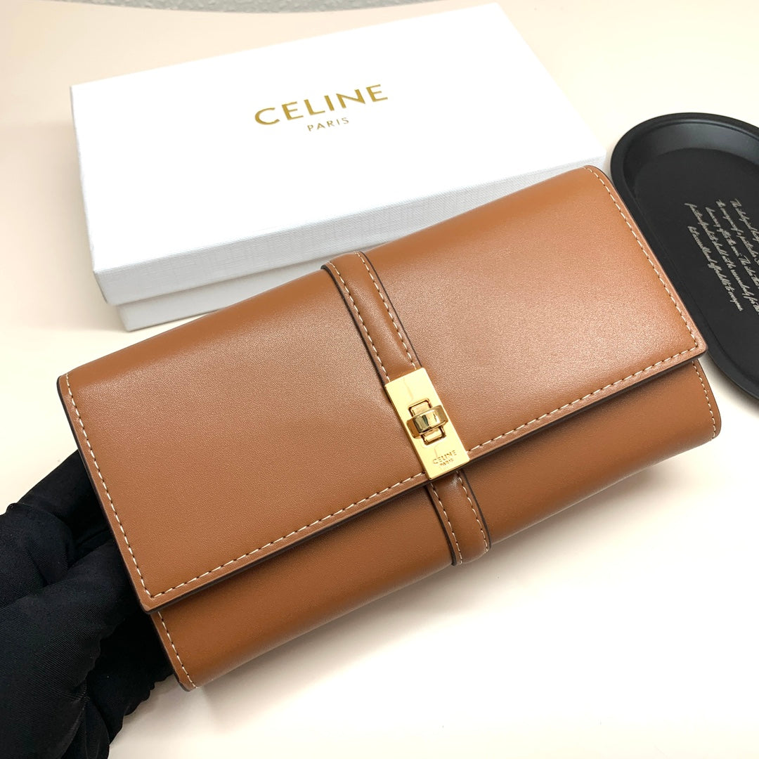 1XCL374B  Fashionable leather bag (with box)