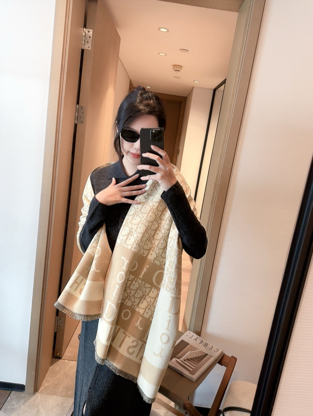 14D397W　 Fashion scarves