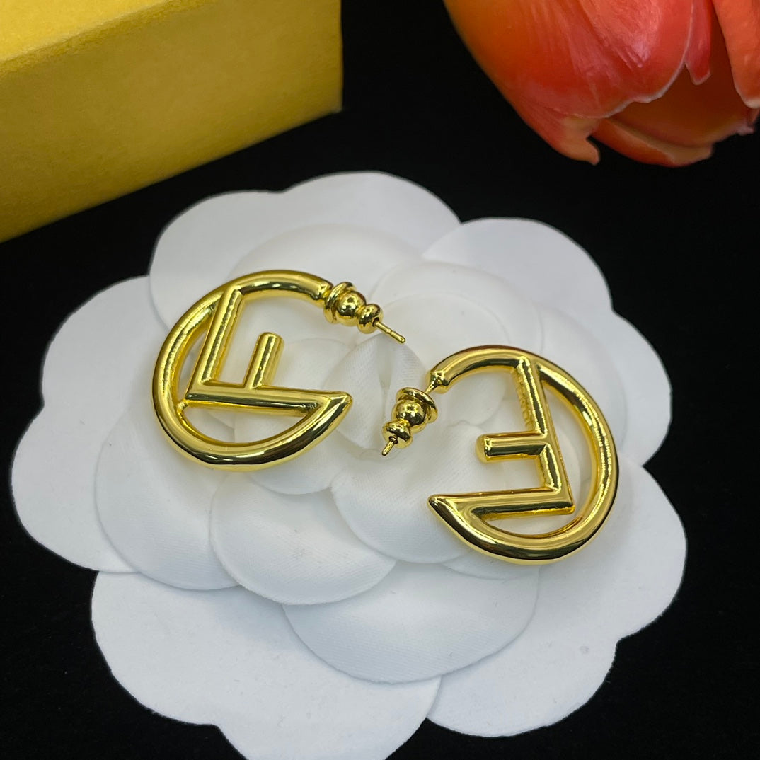 14F647E   Fashion Earrings