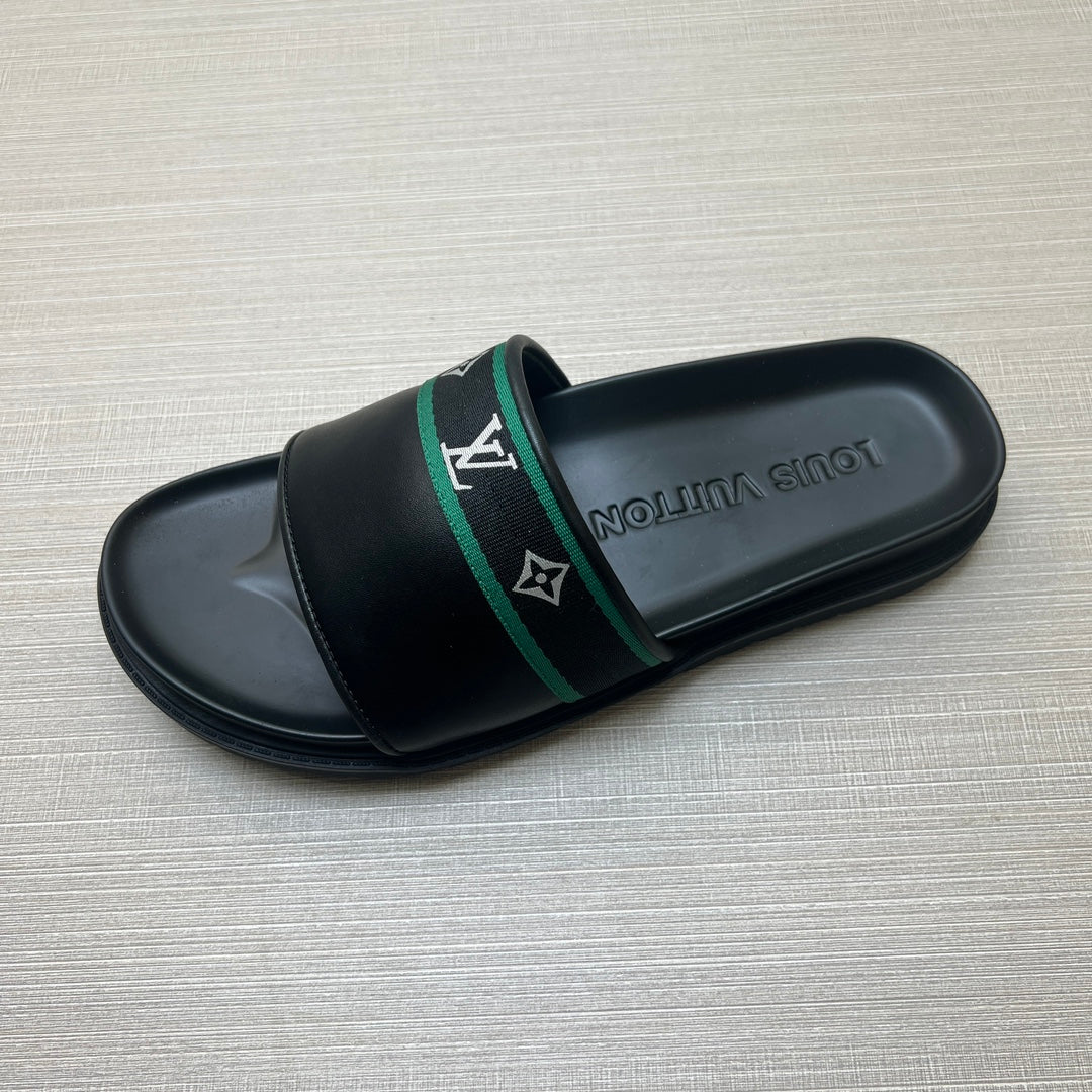 54E10Z    fashion slippers