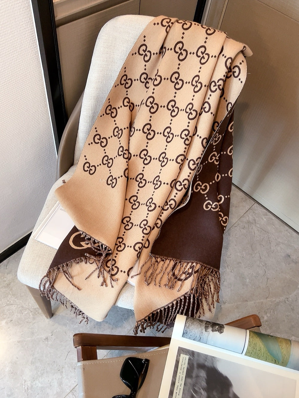 14B370W　Fashion scarves