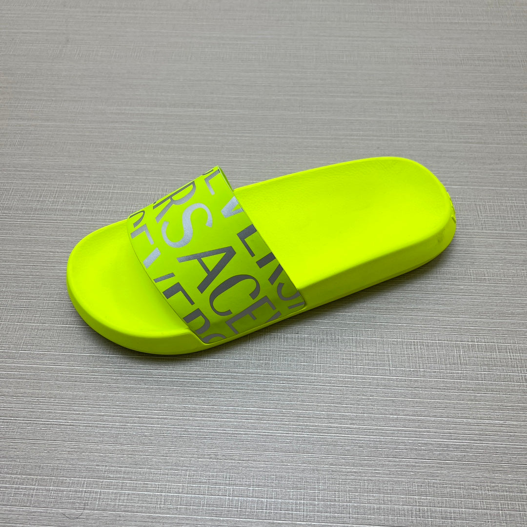 54V108Z  fashion  slippers