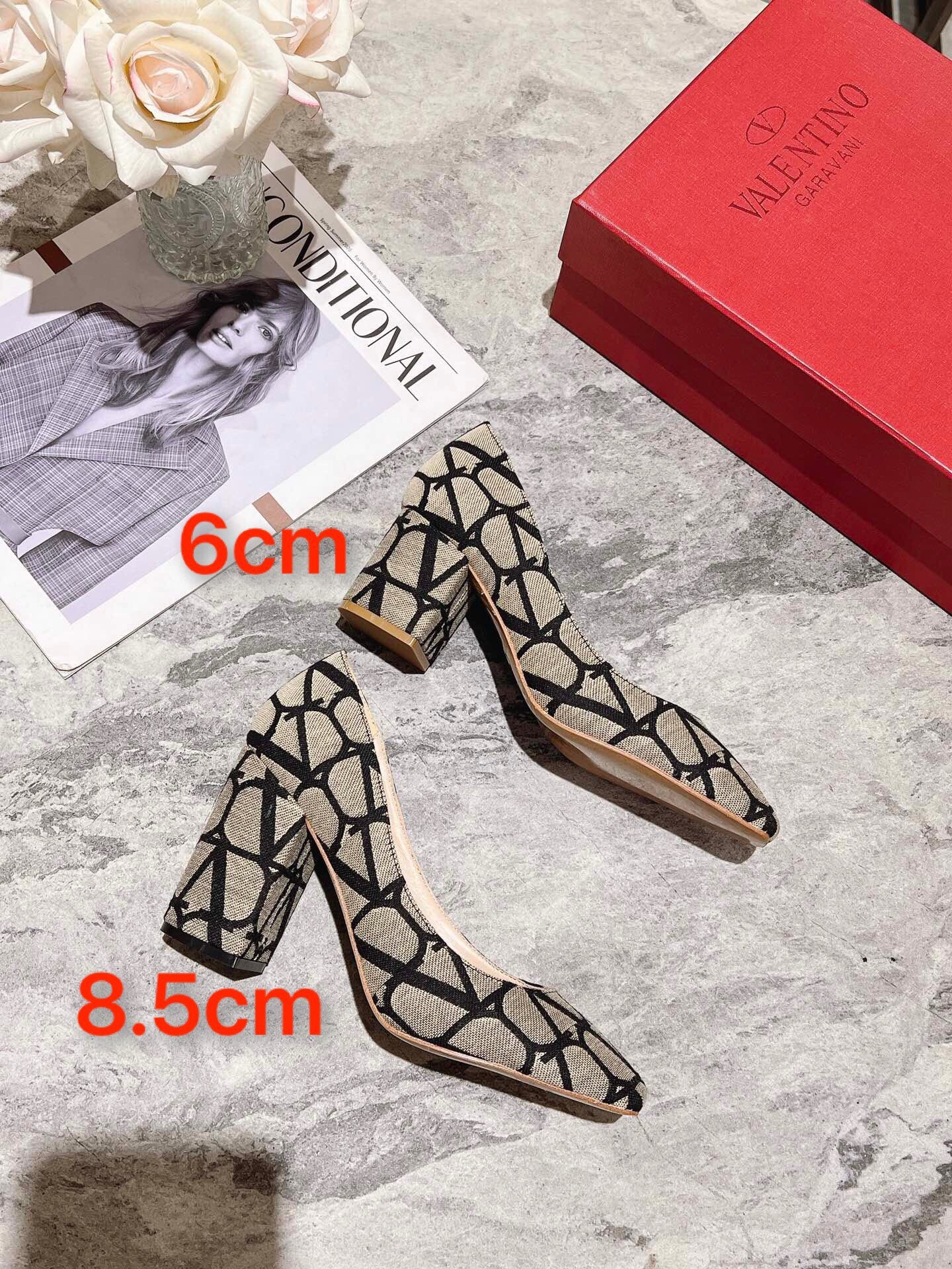 1:1 High quality leather sandals 2YVL33Z