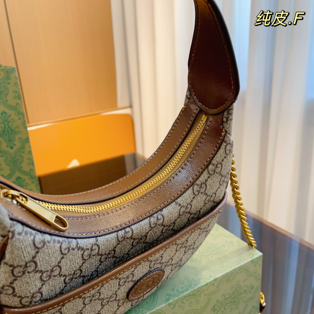 6XB202B ( Fashionable leather bag )