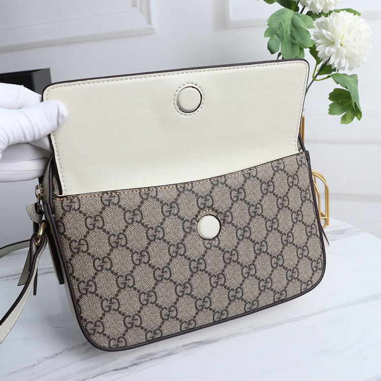 AB024B  Fashionable leather bag 