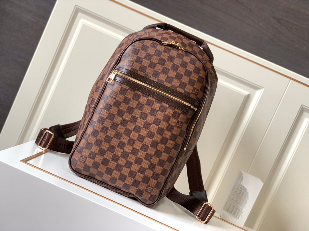 2XE356B Fashion leather backpacks