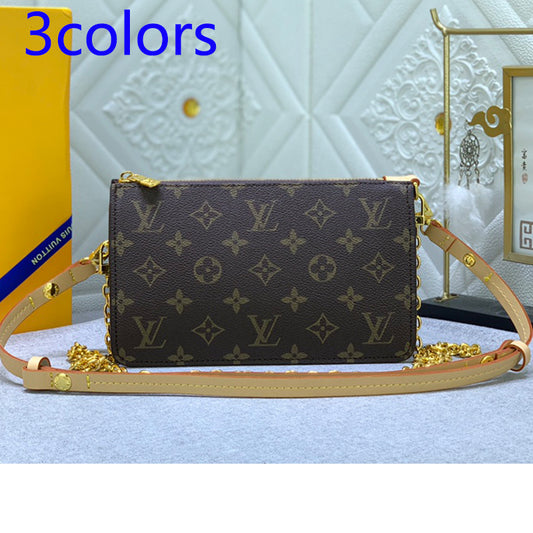 1XE275B  Fashionable leather bag 