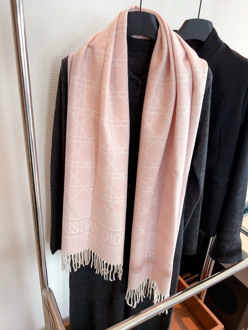 14D336W　Fashion scarves