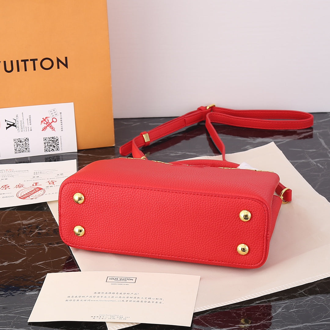 1XE442B Fashionable leather bag