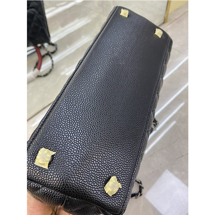 1E036B  Fashionable leather bag 