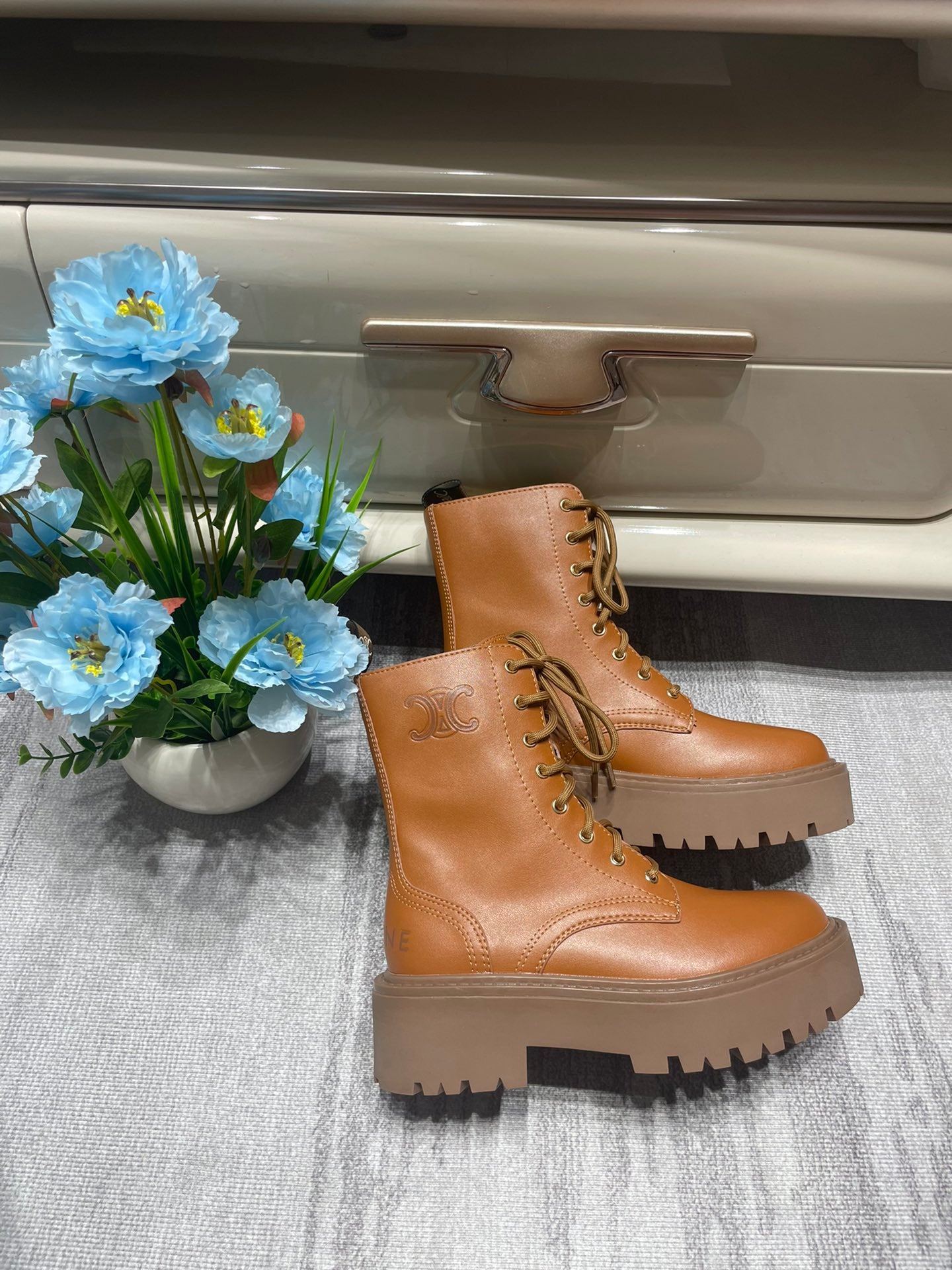 1YCL49Z   1：1High quality boots