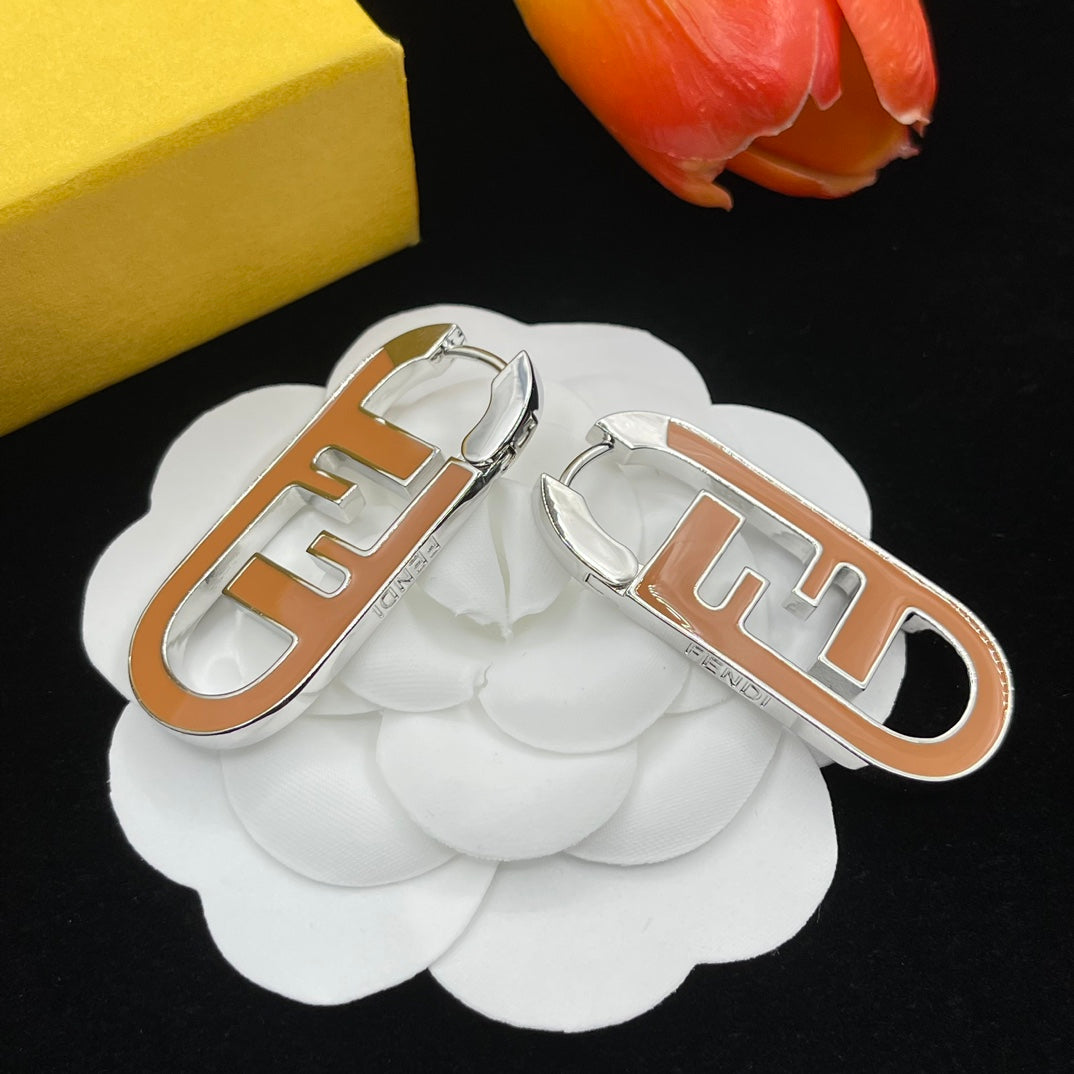 14F646E   Fashion Earrings