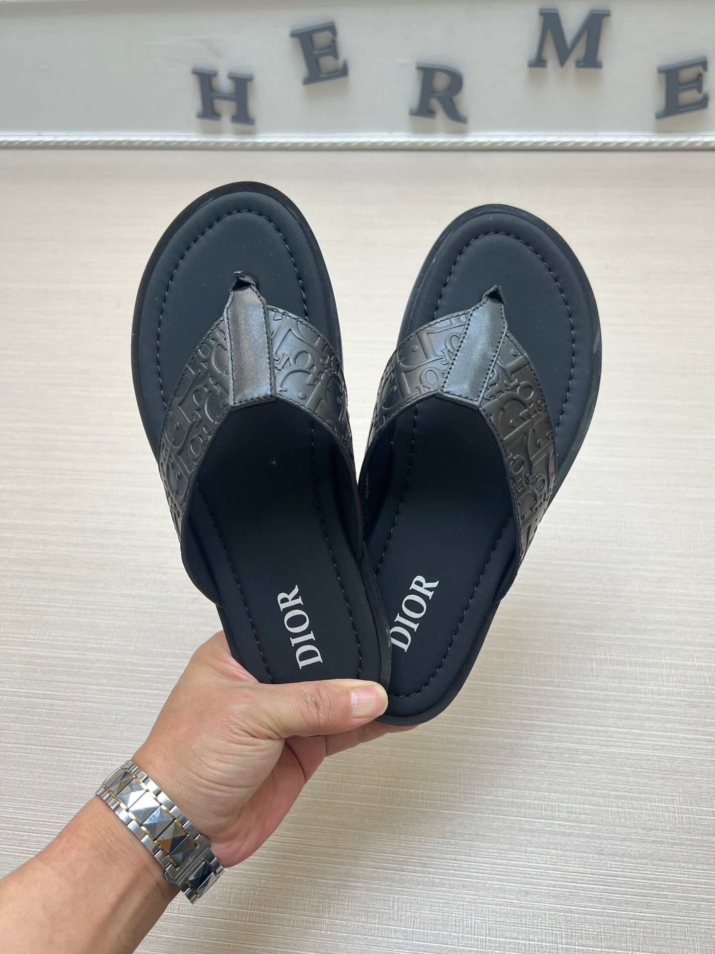 54D80Z    fashion  slippers