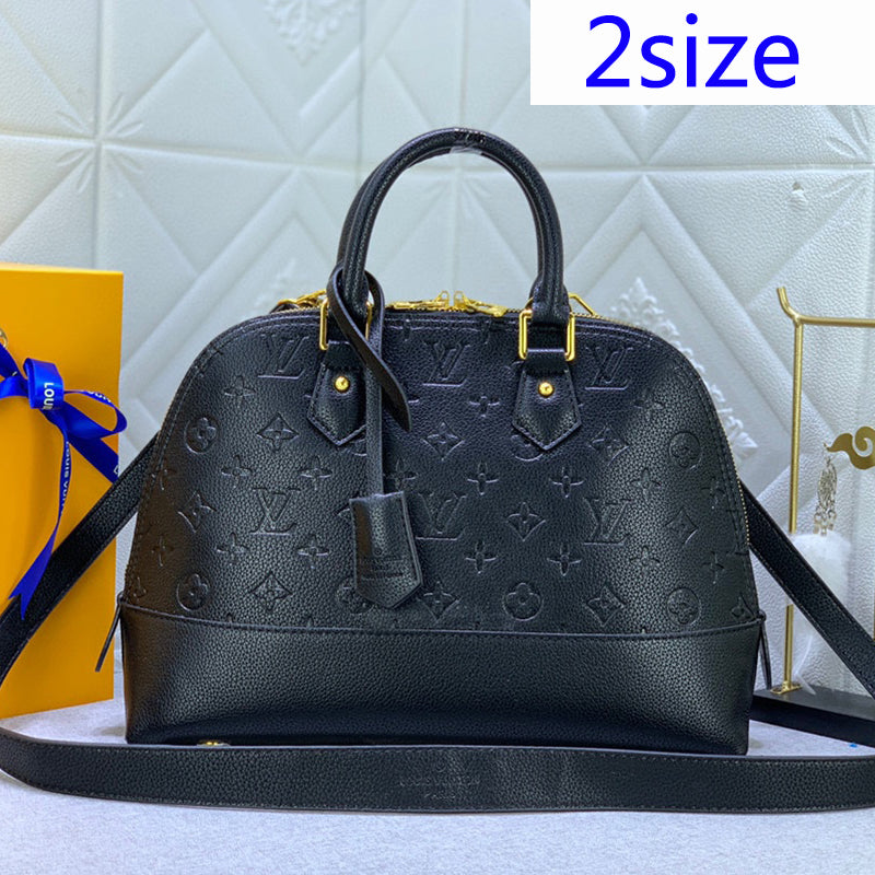 2XE319B  Fashionable leather bag 