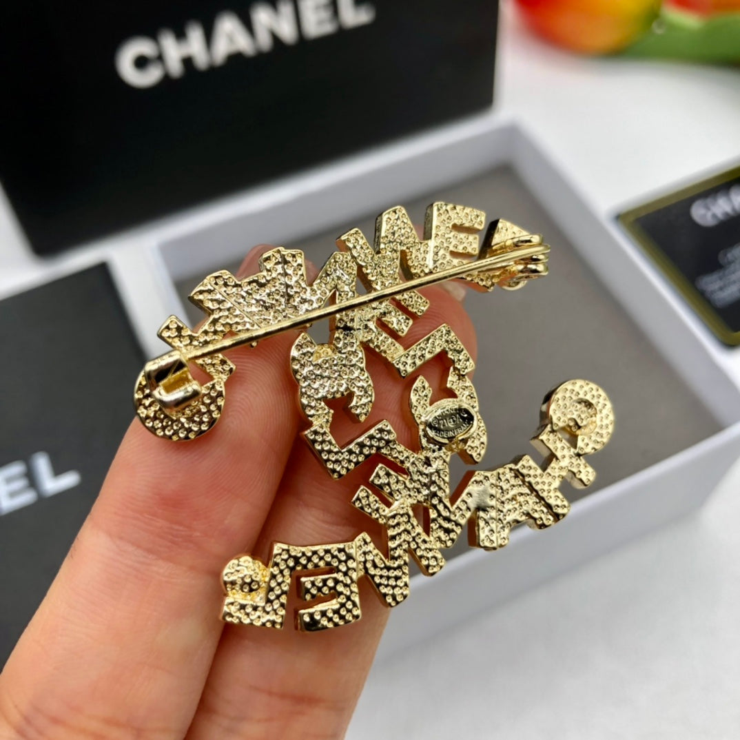 14C887X   Fashion Brooch