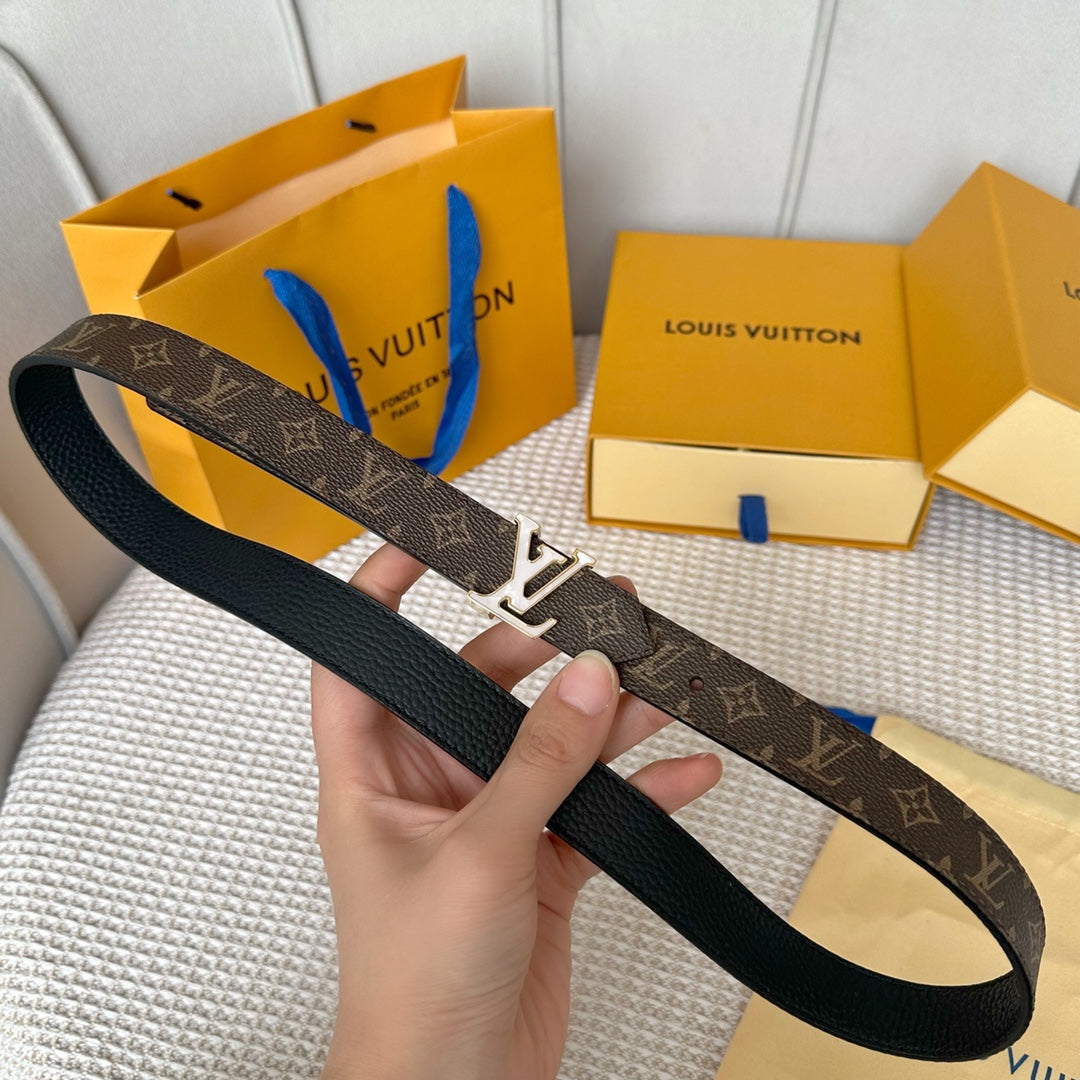 14E61P   (High quality leather belt With full package)