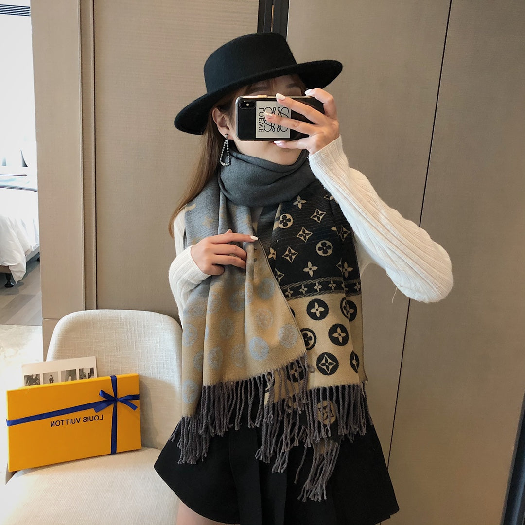 14E467W　 Fashion scarves