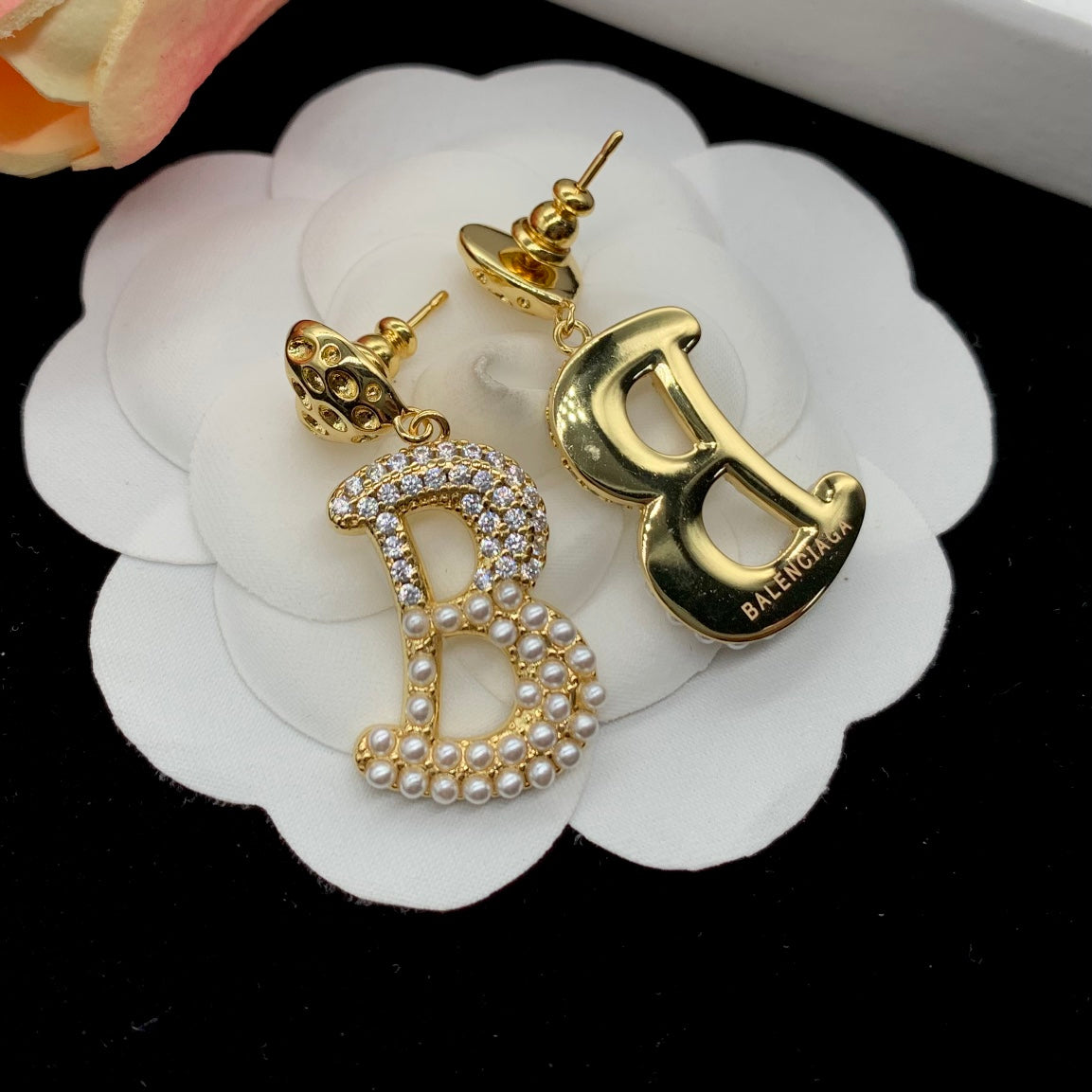 14J137E  Fashion high -quality  Earrings