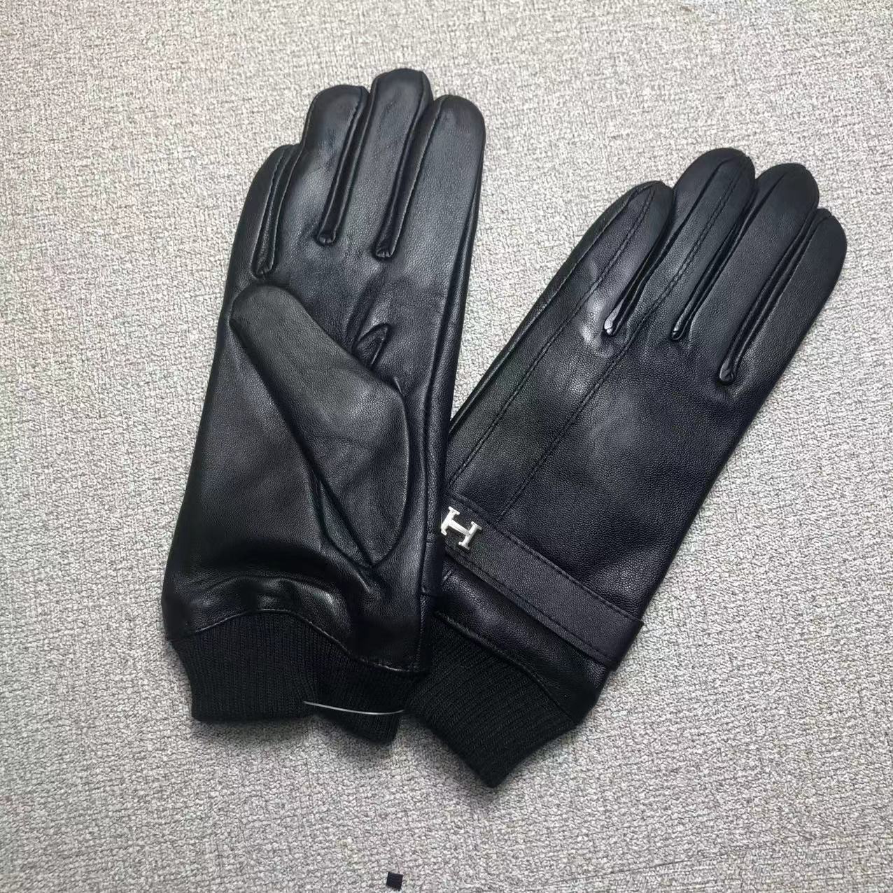 24H84S   Fashion gloves