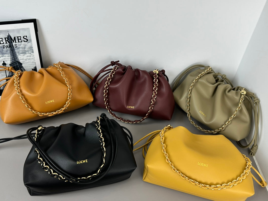 1XA64B (Fashionable leather bag )