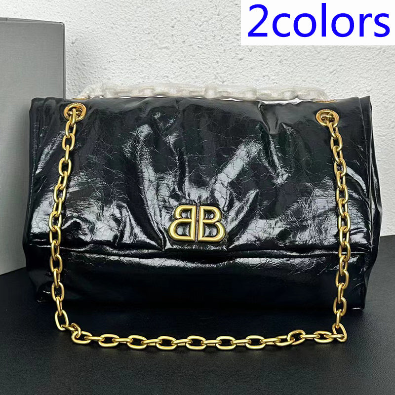 1XJ375B  Fashionable leather bag 