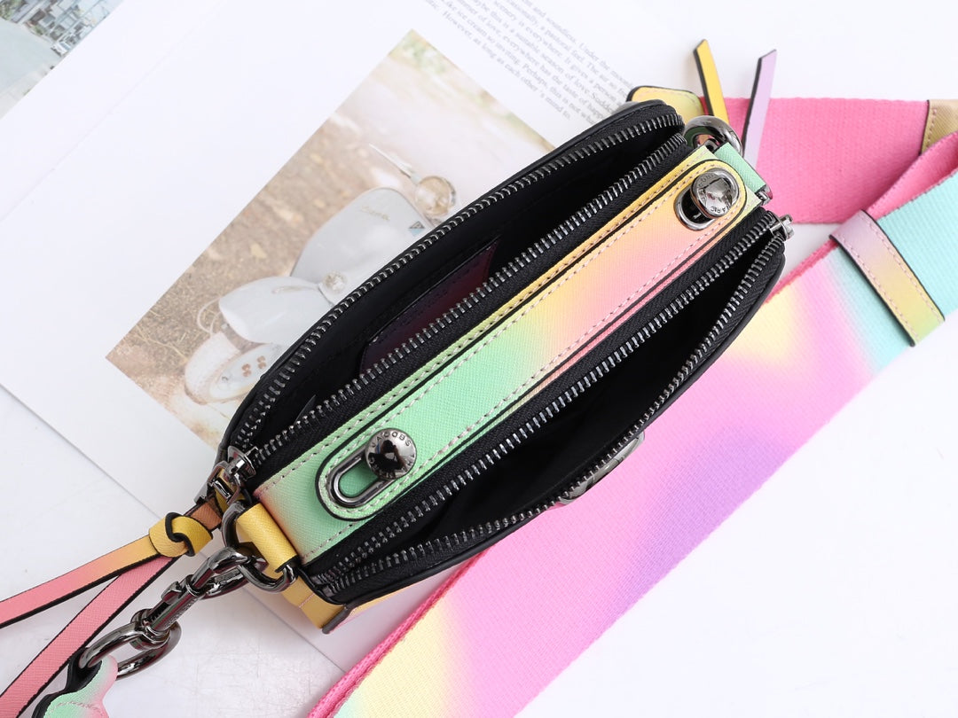 1XA31B  Fashionable leather bag 