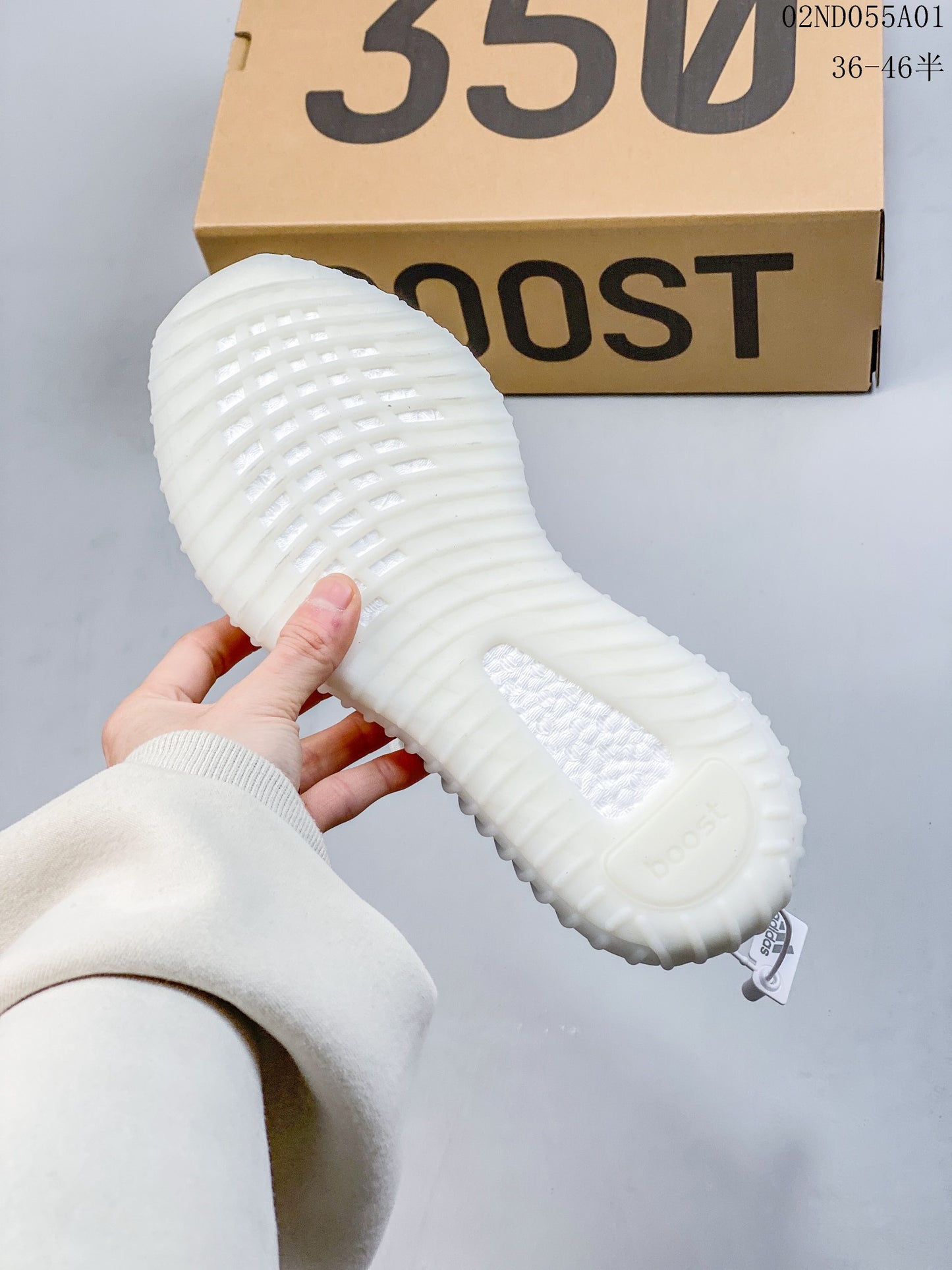 4YA87Z  Yeezy Fashion Sneakers (No Box, August-October Big Sale)