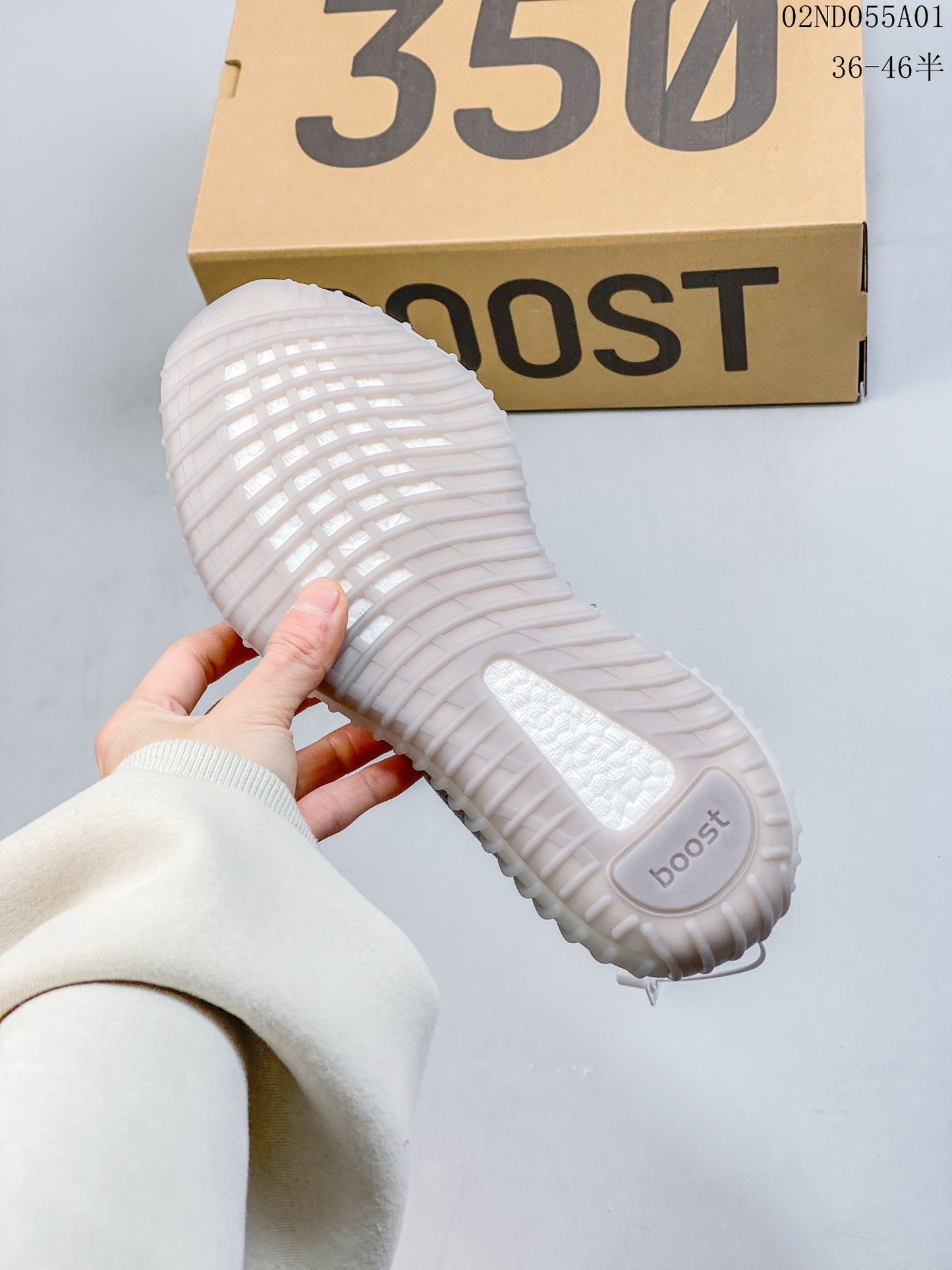 4YA71Z  Yeezy Fashion Sneakers (No Box, August-October Big Sale)