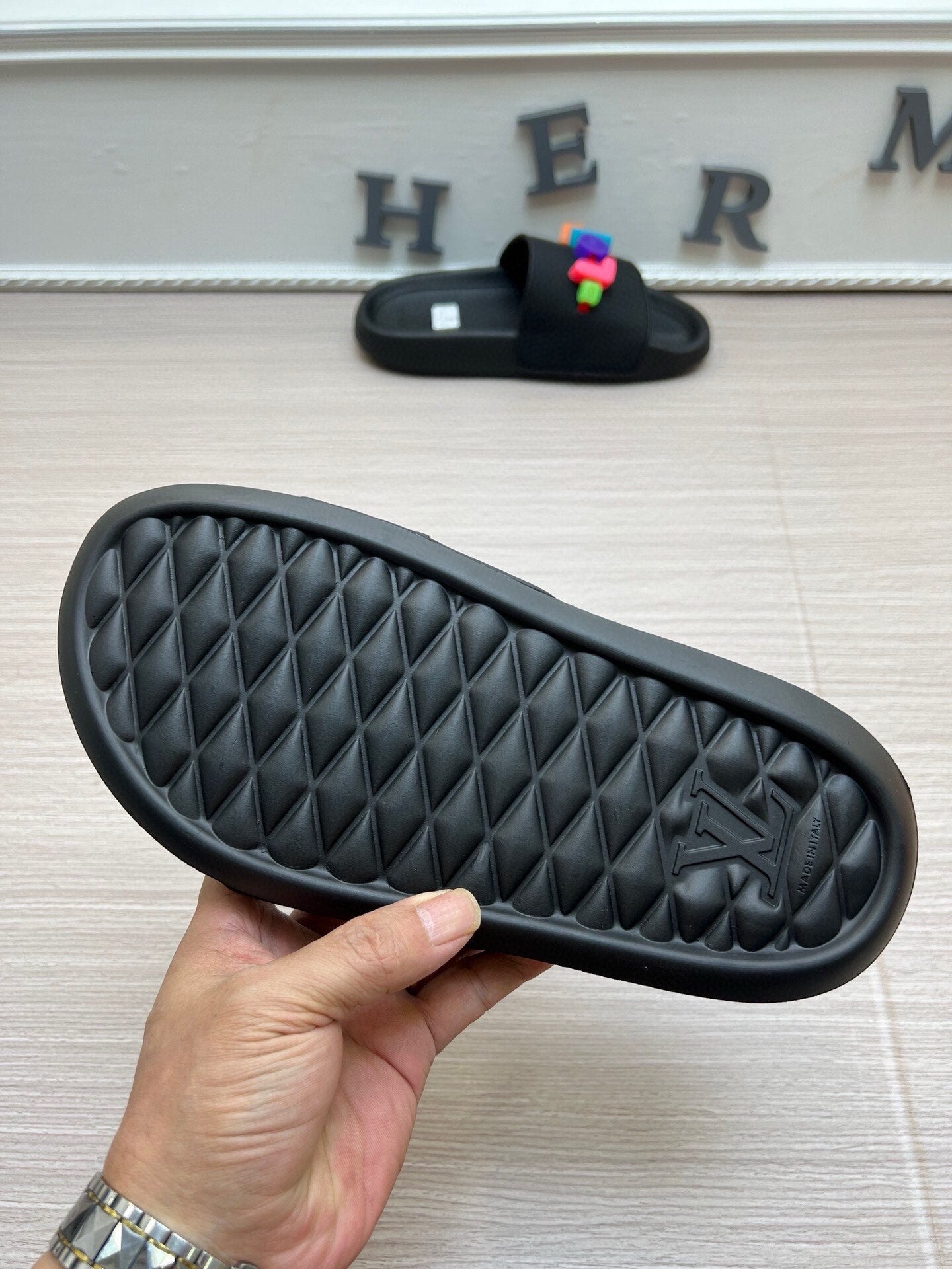 54E23Z    fashion  Sole thickness 3cm