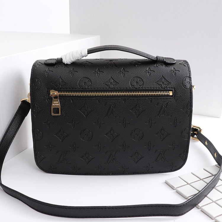 AE92B  Fashionable leather bag 