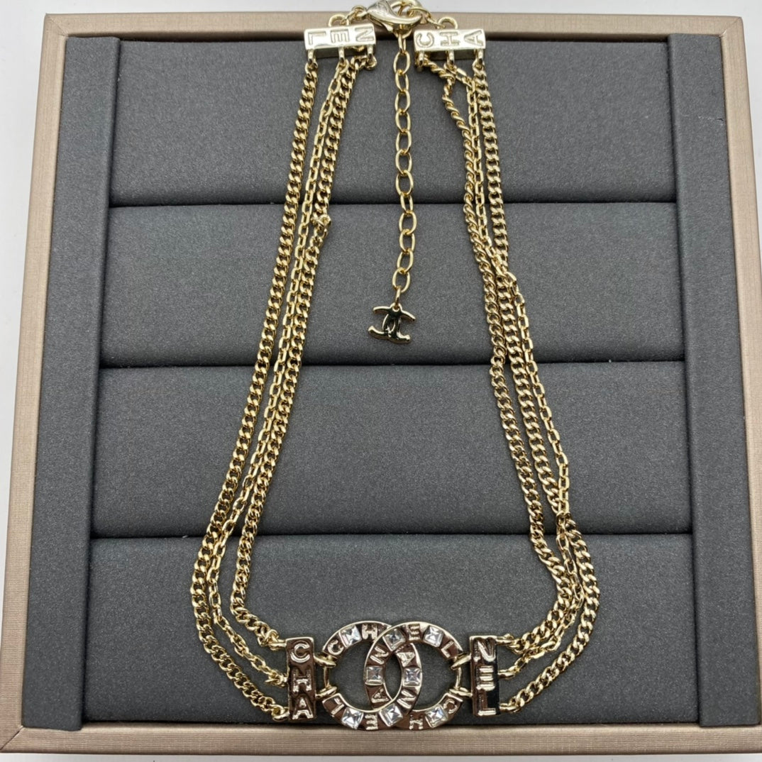 1NC83X Fashionable high -quality necklace bracelet earrings