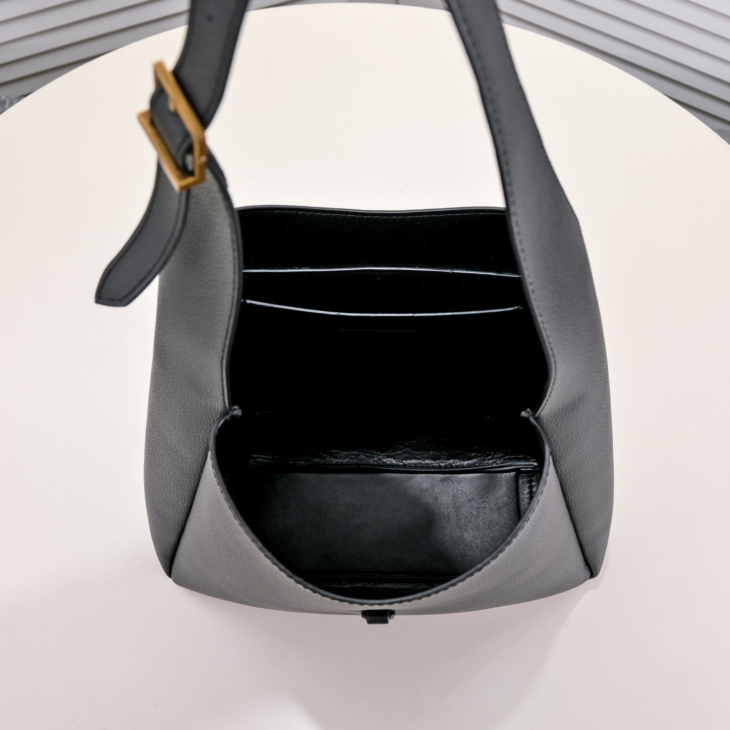 XSL4B  Fashionable leather bag 