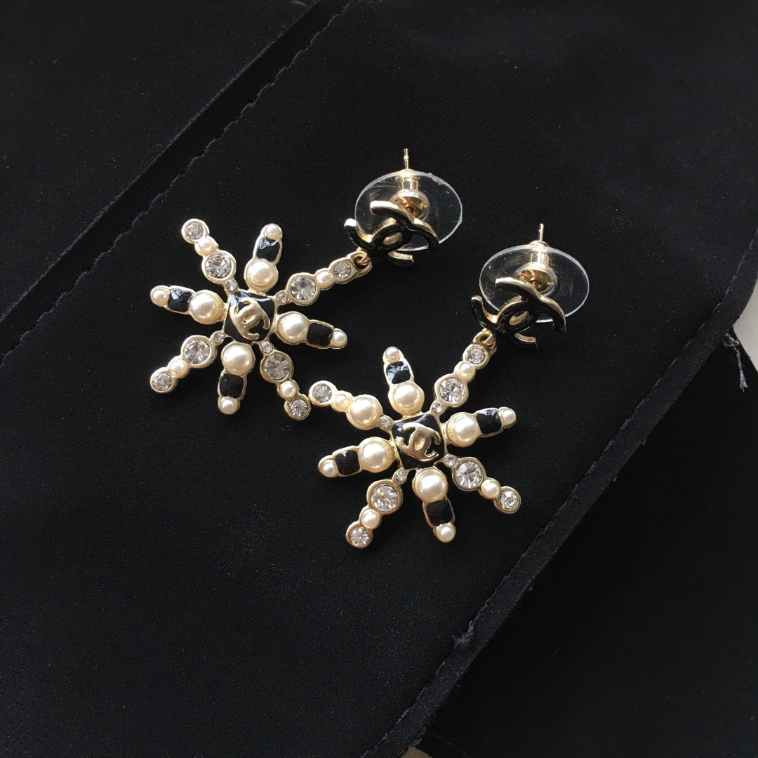 14C106E  Fashionable and high quality earrings