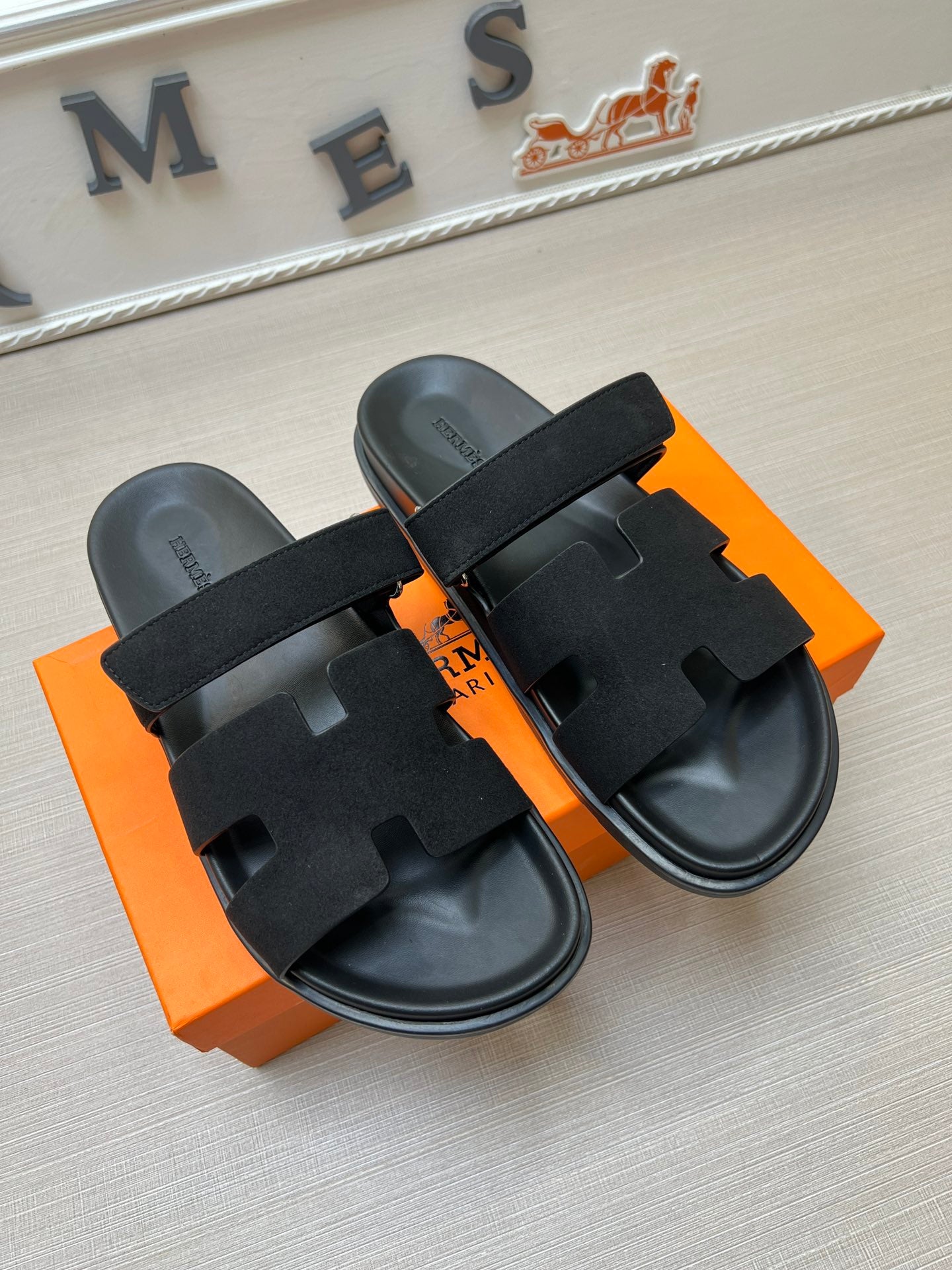 54H1Z    fashionslippers