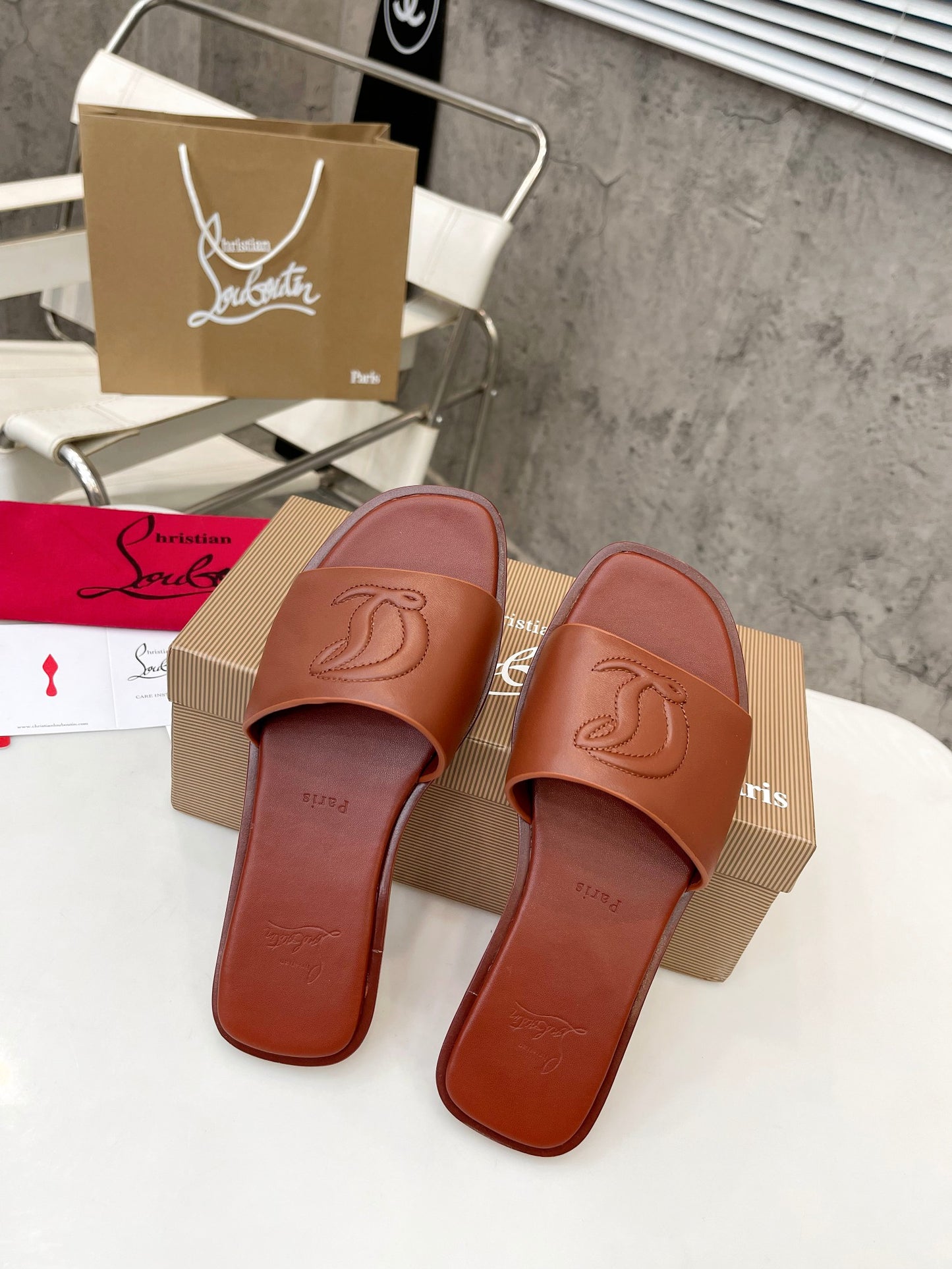 JXA32Z  High quality leather Slippers