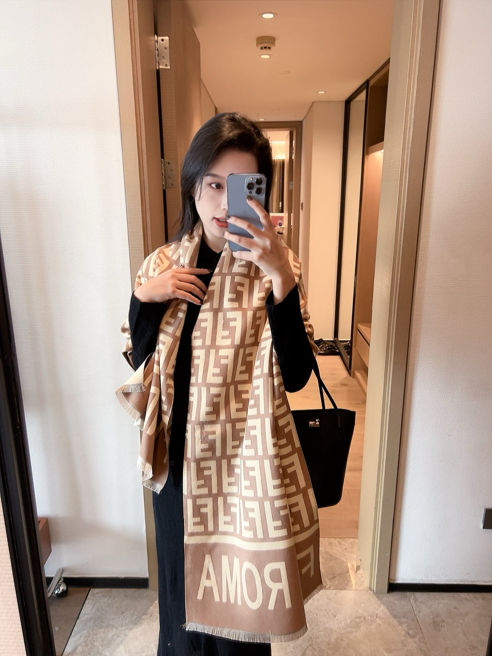 14F335W　 Fashion scarves