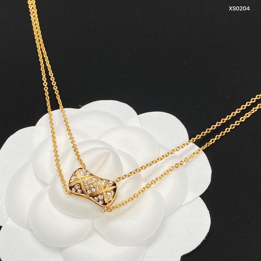 1YC22X  Fashionable high -quality Necklaces